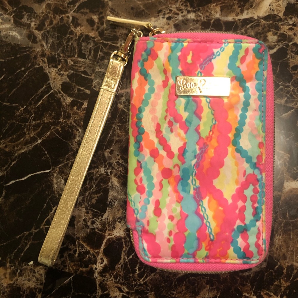 EUC Lilly Pulitzer wristlet